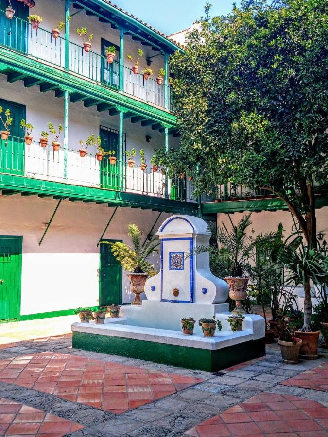 La Puerta Verde De Las Setas De Sevilla Zewnętrze zdjęcie